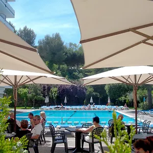 hotel-gran-garbi-lloret-de-mar.topcostabravahotels.com/